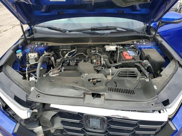 2024 HONDA CR-V LX — Engine bay