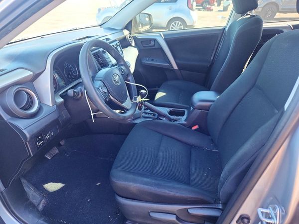 2017 TOYOTA RAV4 LE — DENT