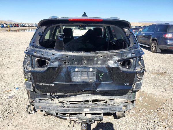 2017 KIA SORENTO L, LX — DIRR