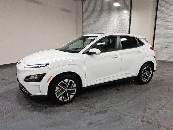 2023 HYUNDAI KONA SEL — Front 3/4