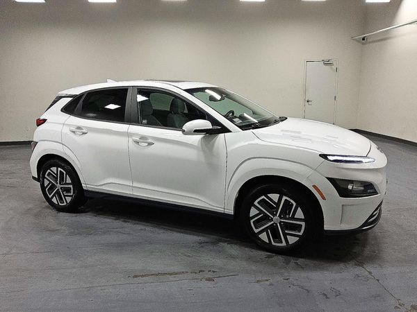 2023 HYUNDAI KONA SEL — Passenger 3/4