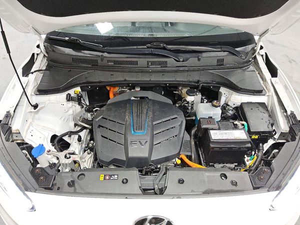 2023 HYUNDAI KONA SEL — Engine bay