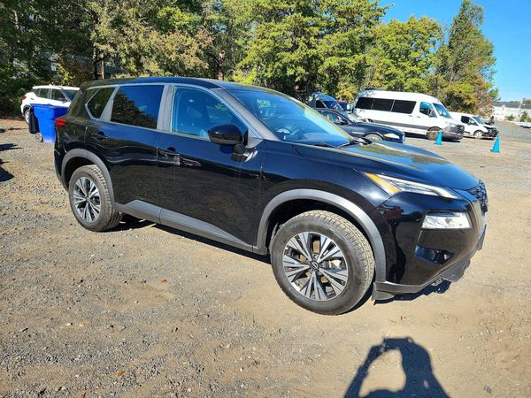 2023 NISSAN ROGUE SV — Passenger 3/4