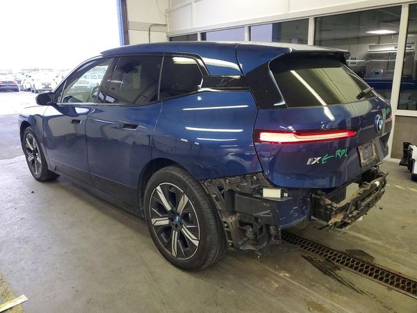 2024 BMW IX xDrive50