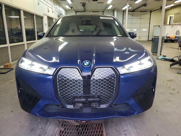 2024 BMW IX xDrive50
