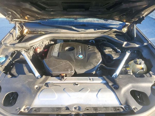 2019 BMW X4 xDrive30i — Engine bay