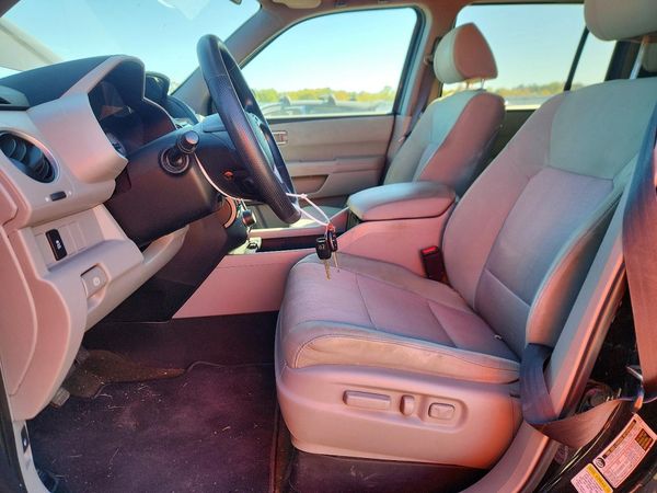 2015 HONDA PILOT SE — DENT