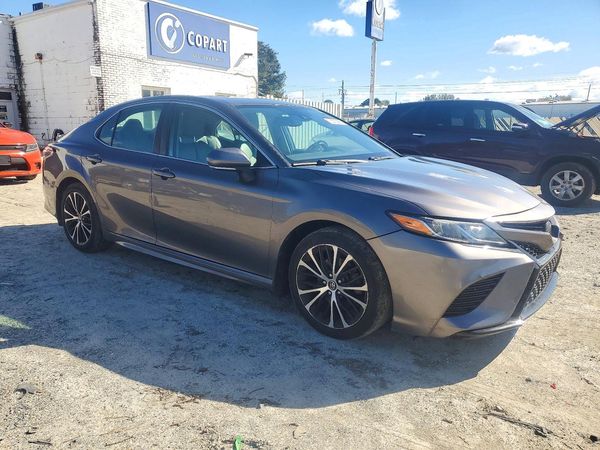 2019 TOYOTA CAMRY L/LE/SE/XLE — Passenger 3/4