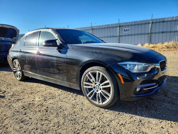 2017 BMW 330 xDrive — Passenger 3/4