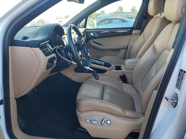 2023 PORSCHE MACAN Macan / Macan T — DENT