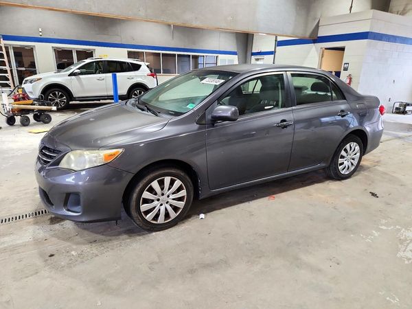 2013 TOYOTA COROLLA — DSFA — Front 3/4