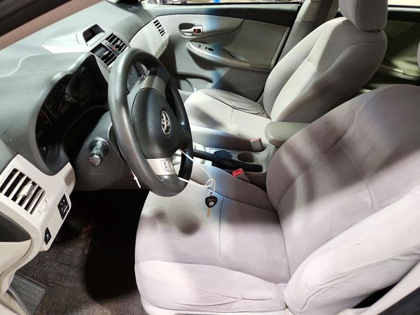 2013 TOYOTA COROLLA — DENT