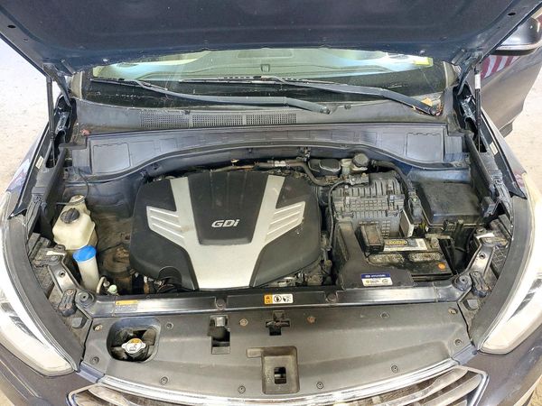 2013 HYUNDAI SANTA FE TOP — Engine bay
