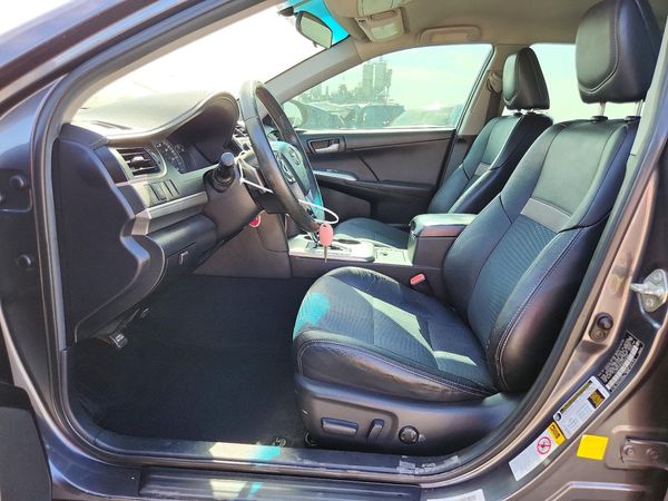 2014 TOYOTA CAMRY — DENT