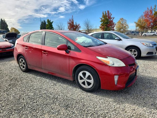 2015 TOYOTA PRIUS — Passenger 3/4