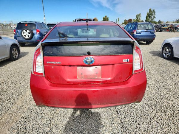 2015 TOYOTA PRIUS — DIRR