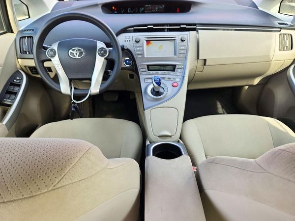 2015 TOYOTA PRIUS — CKPT