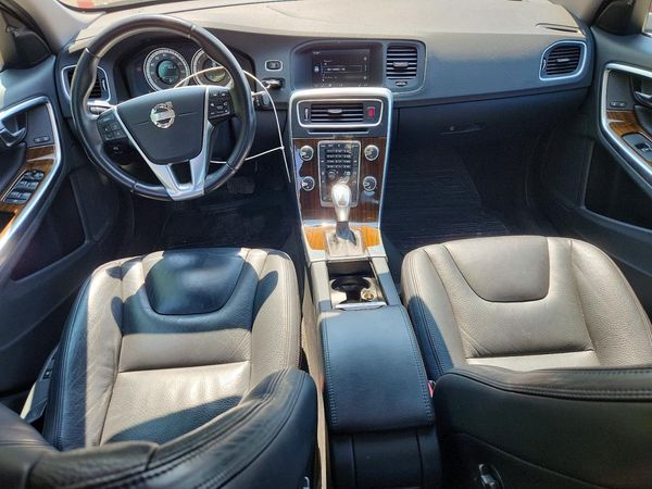 2013 VOLVO S60