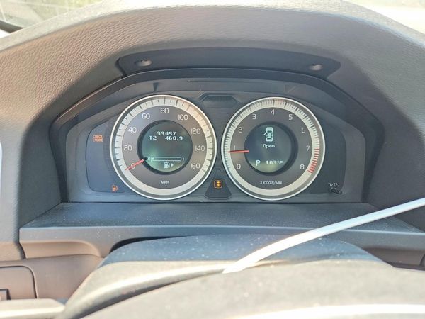2013 VOLVO S60