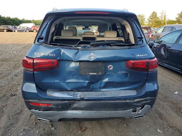 2022 MERCEDES-BENZ GLB GLB250 / GLB250 4MATIC