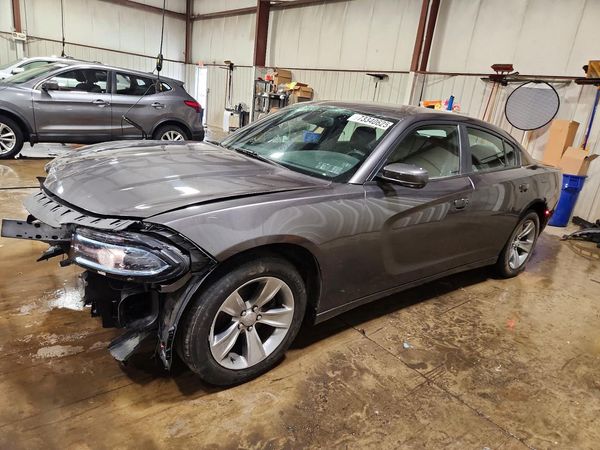 2017 DODGE CHARGER SXT