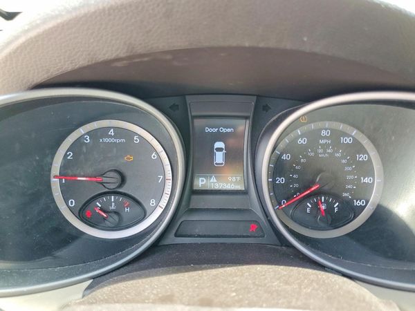2016 HYUNDAI SANTA FE SPORT Base
