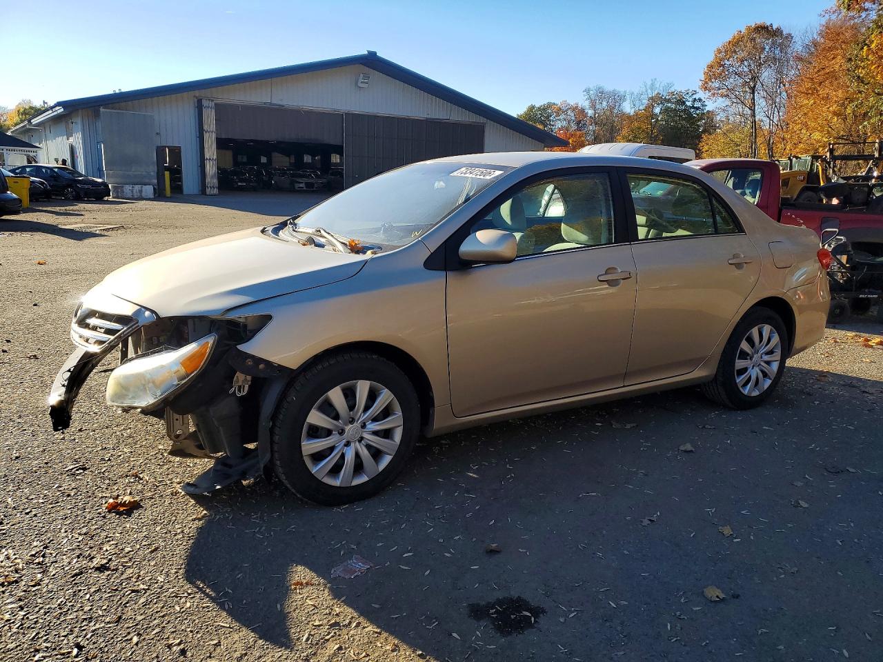 2013 TOYOTA COROLLA — Front 3/4