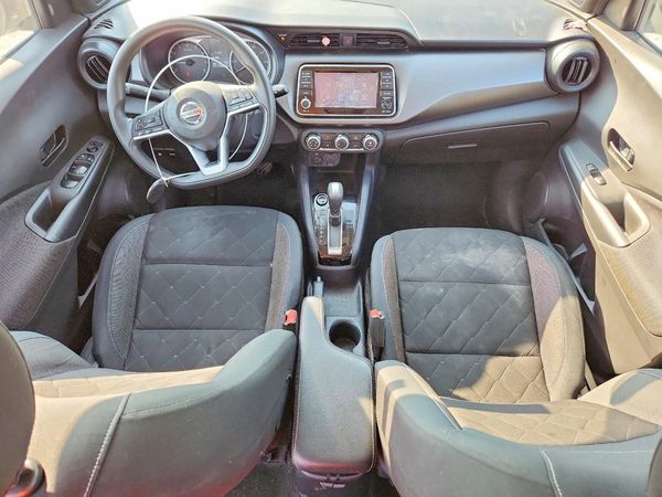 2020 NISSAN KICKS