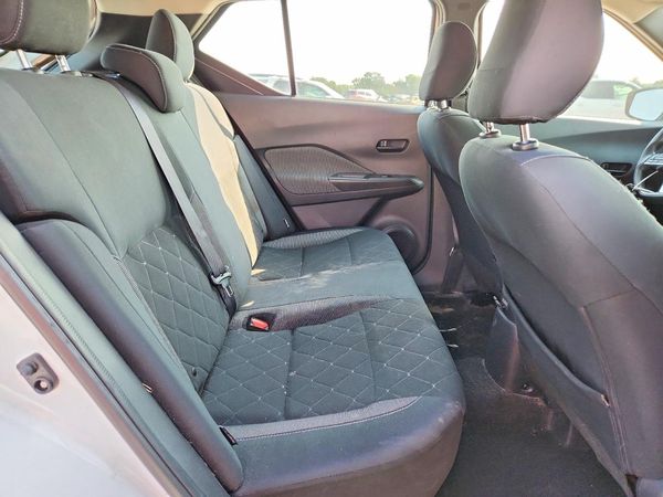2020 NISSAN KICKS