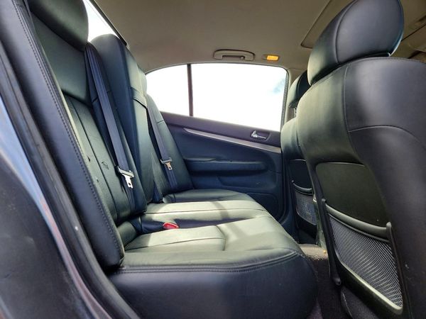 2015 INFINITI Q40 — PSRS