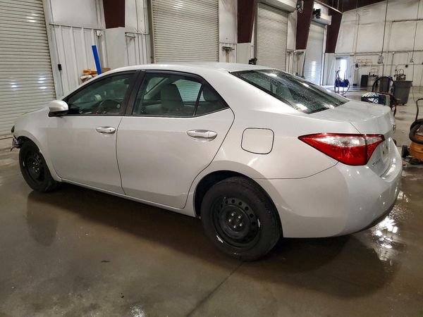 2015 TOYOTA COROLLA