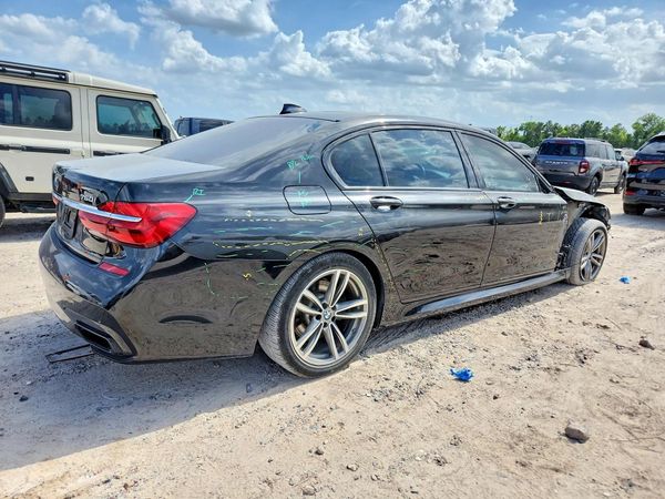 2018 BMW 750