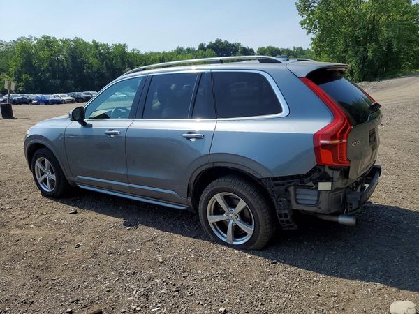 2018 VOLVO XC90