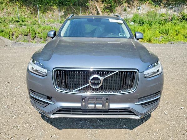 2018 VOLVO XC90