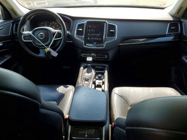 2018 VOLVO XC90