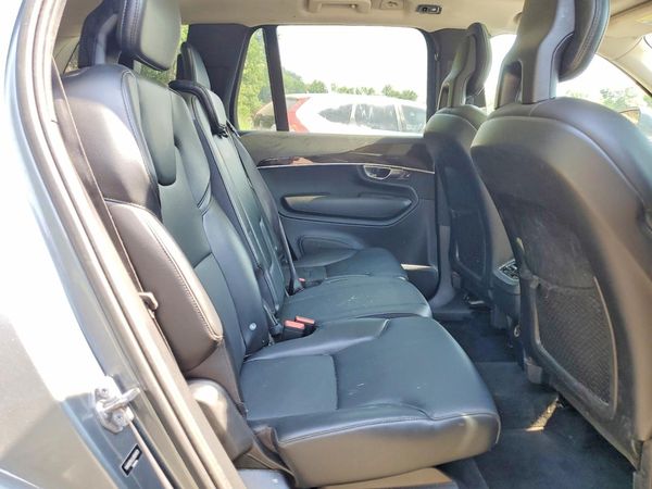 2018 VOLVO XC90
