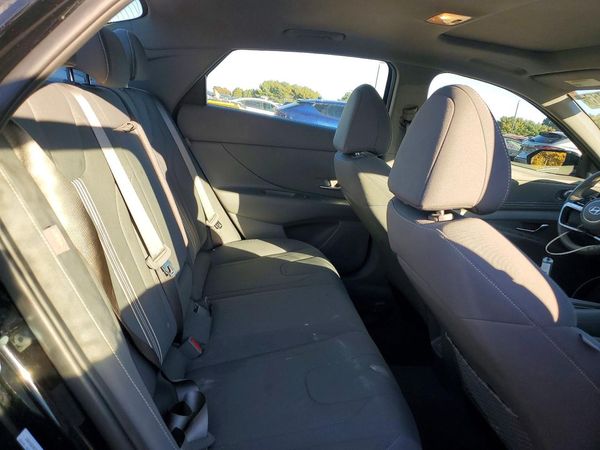2025 HYUNDAI ELANTRA SEL Convenience — PSRS