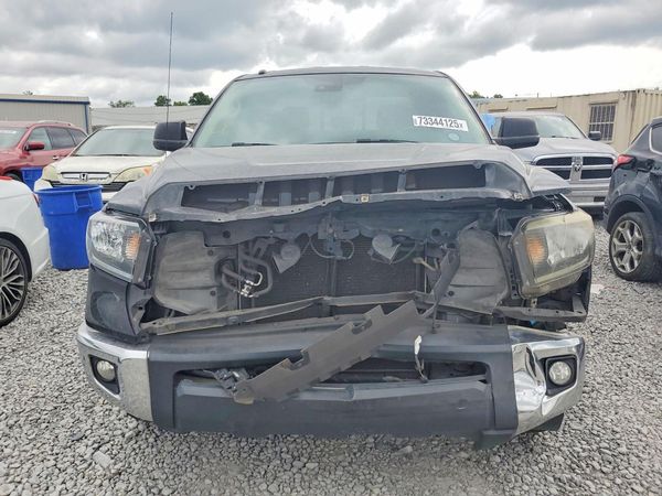 2018 TOYOTA TUNDRA SR/SR5