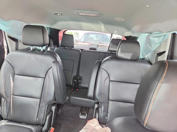 2019 CHEVROLET TRAVERSE LT