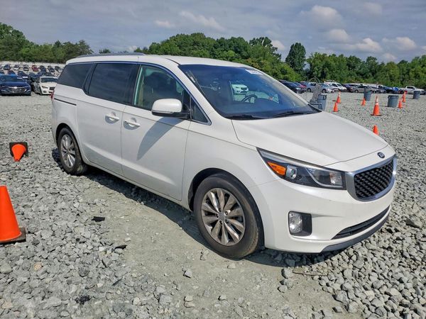 2016 KIA SEDONA EX - Middle level