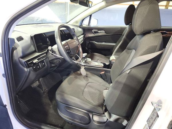 2026 KIA SPORTAGE LX — DENT