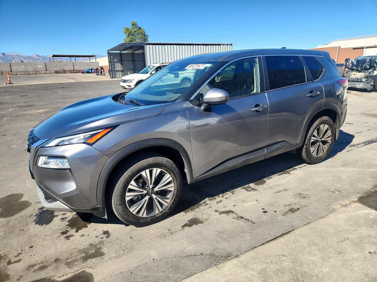 2023 NISSAN ROGUE SV — Front 3/4