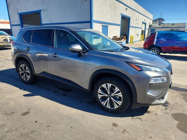 2023 NISSAN ROGUE SV — Passenger 3/4