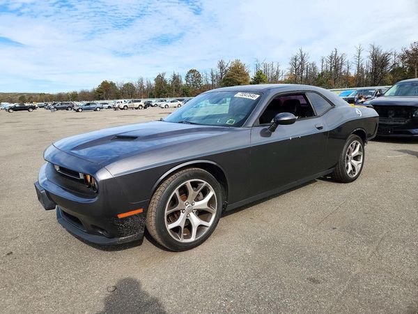 2015 DODGE CHALLENGER SXT Plus — Front 3/4