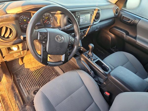 2019 TOYOTA TACOMA SR5 — CKPT
