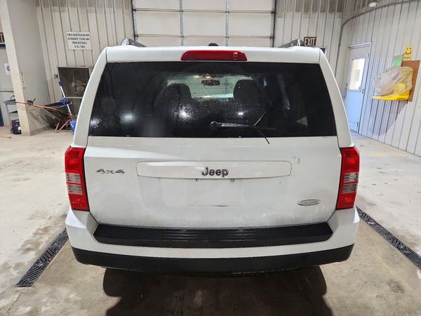 2012 JEEP PATRIOT Latitude — DIRR