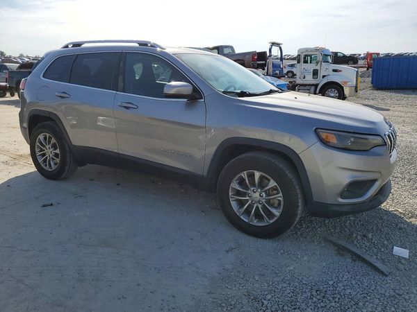 2019 JEEP CHEROKEE Latitude Plus — Passenger 3/4
