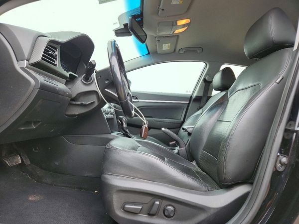 2019 HYUNDAI ELANTRA — DENT