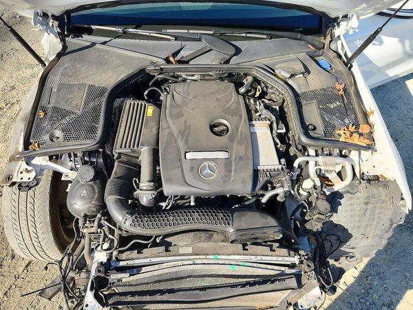 2018 MERCEDES-BENZ C C300 — Engine bay