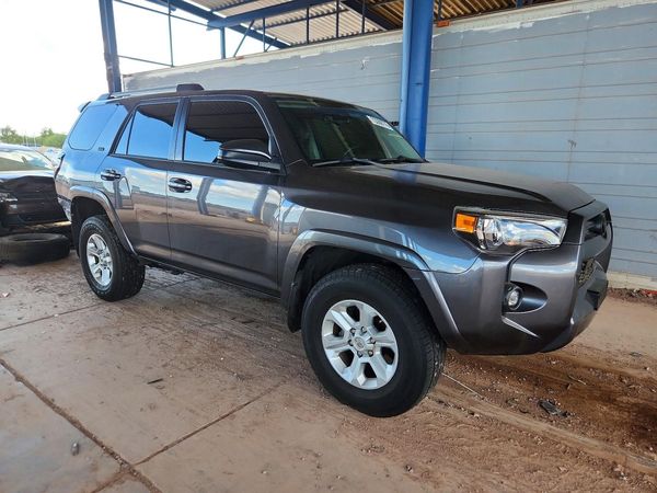 2021 TOYOTA 4RUNNER SRS — Passenger 3/4